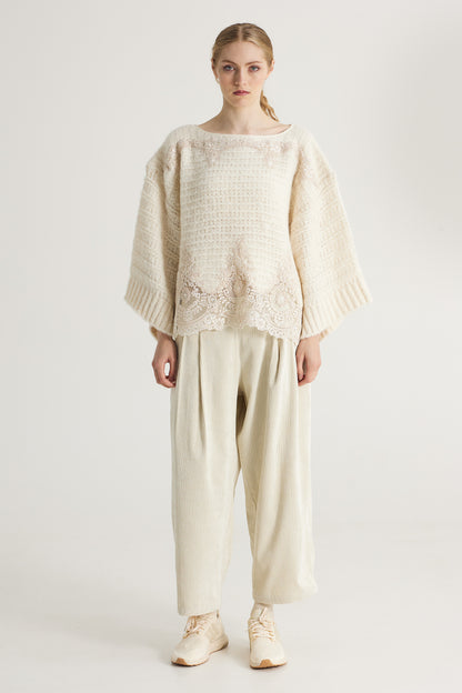 Knitwear Blouse With Lace Top And Bottom Details
