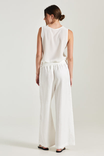 Trousers With Elastic Waistband And Side Lace Details