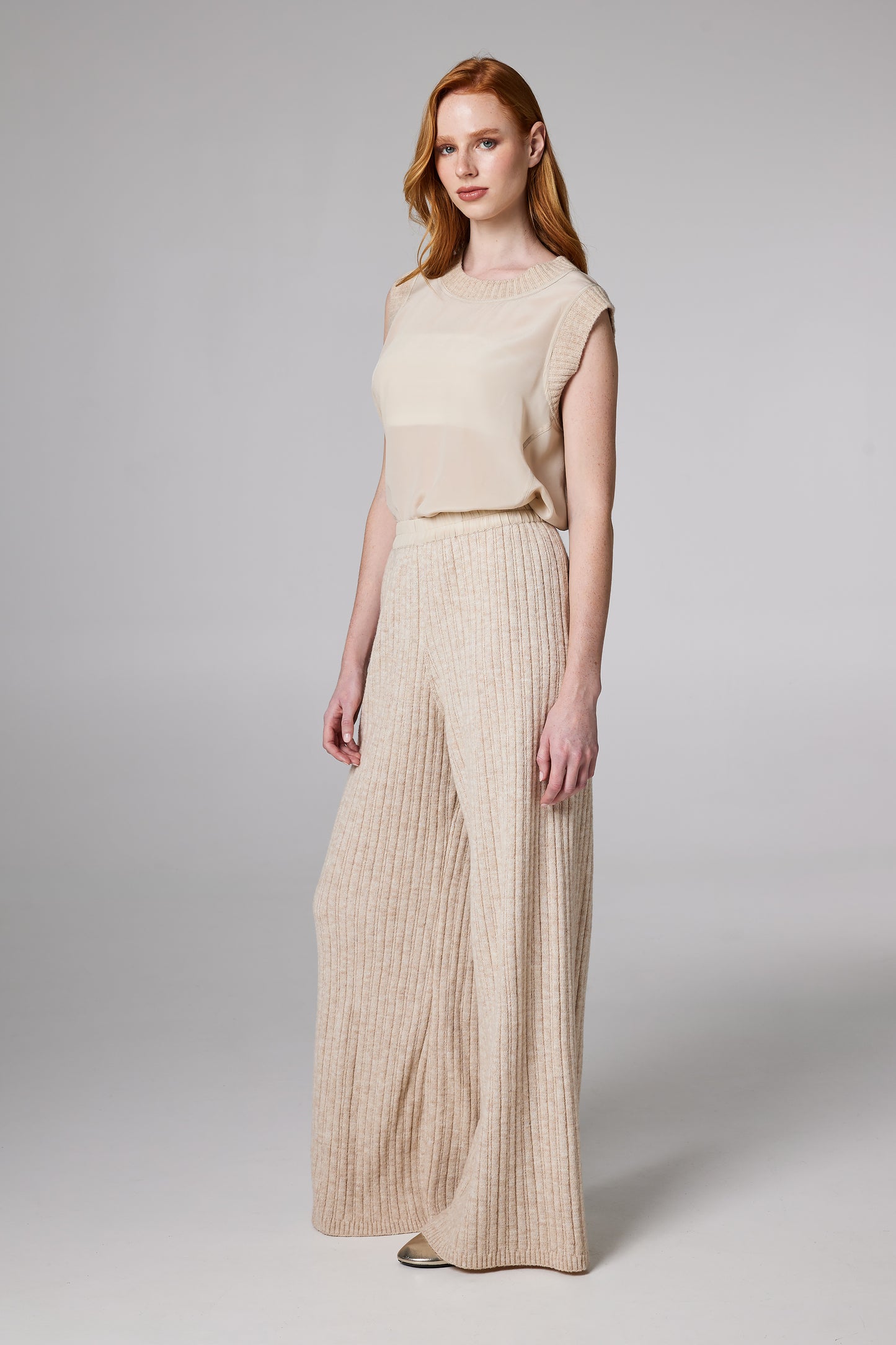 Wool Wide Trousers With Elastic Waistband