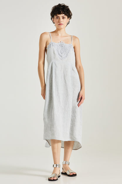 Sleeveless Linen Dress With Front Lace Details And Open Back