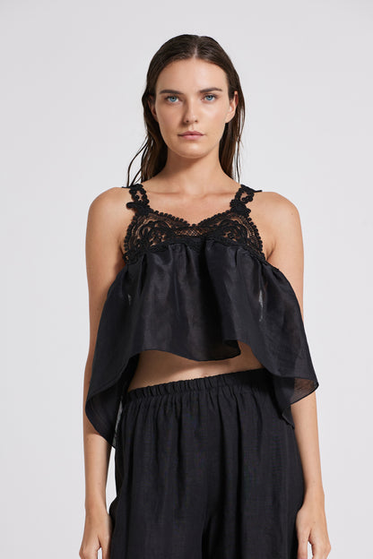 Short Blouse With Back And Top Lace Details