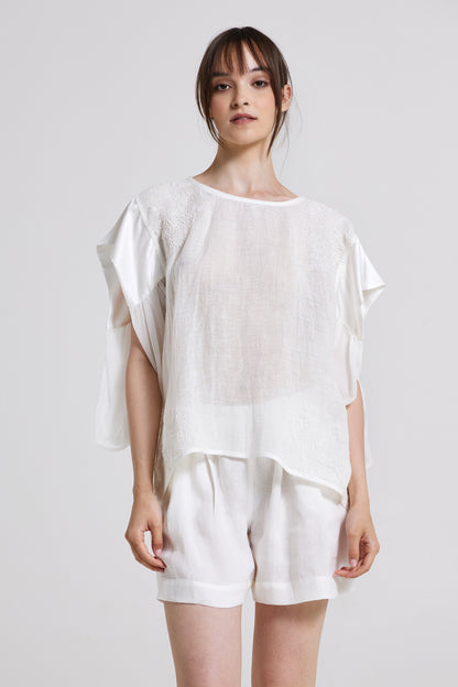 Linen Blouse With Lace Back And Silk Sleeves