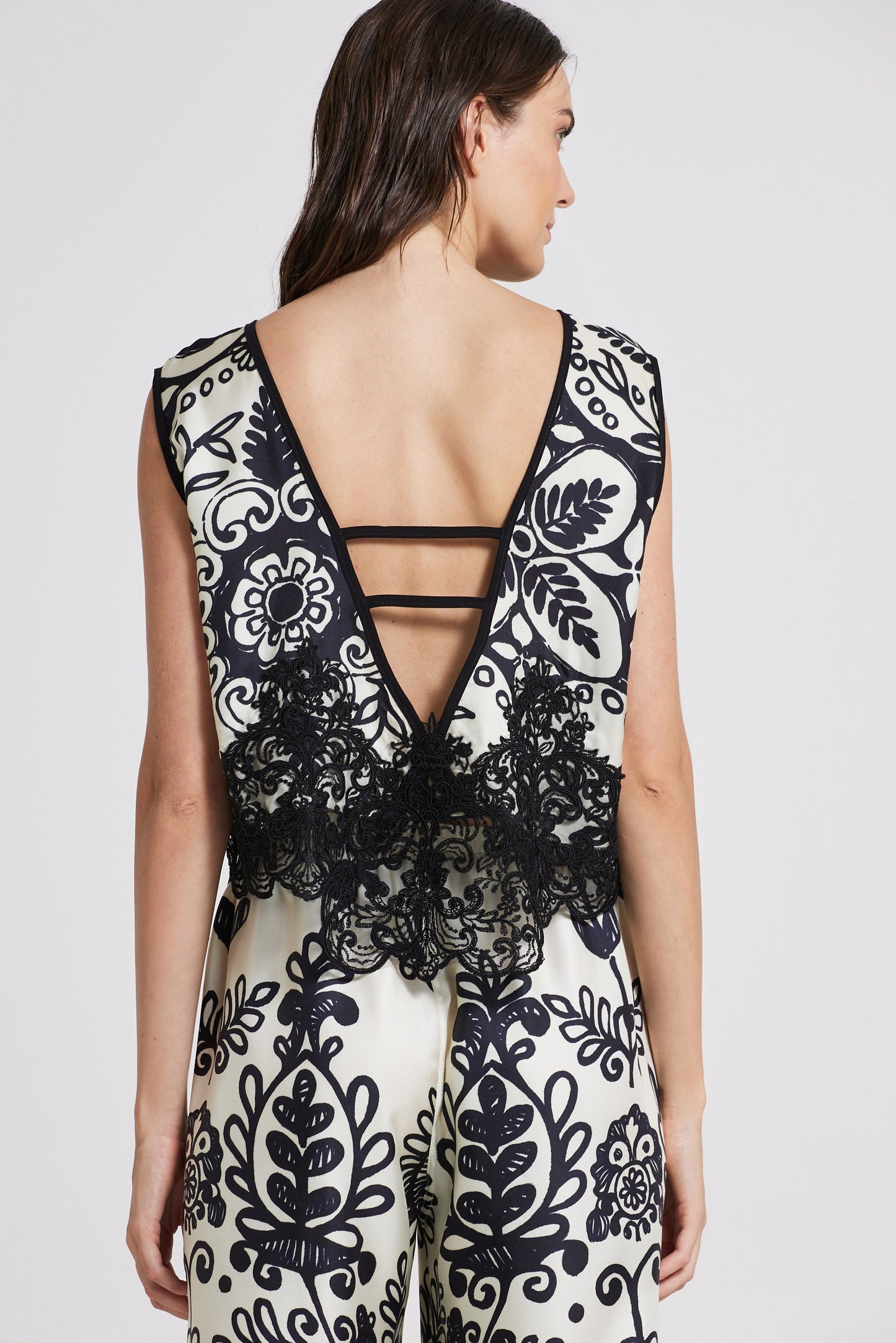 Silk Blouse With Bottom Lace And Open Back