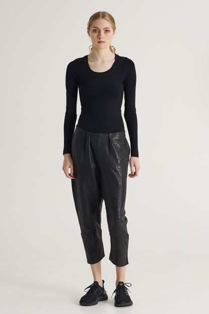 Leather Pants With Pockets And Back Elastic Waistband
