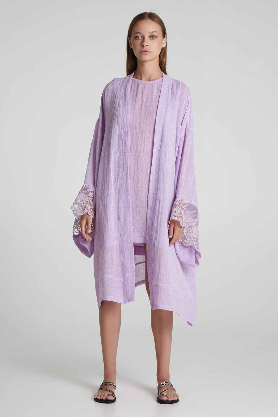 Midi kimono with lace