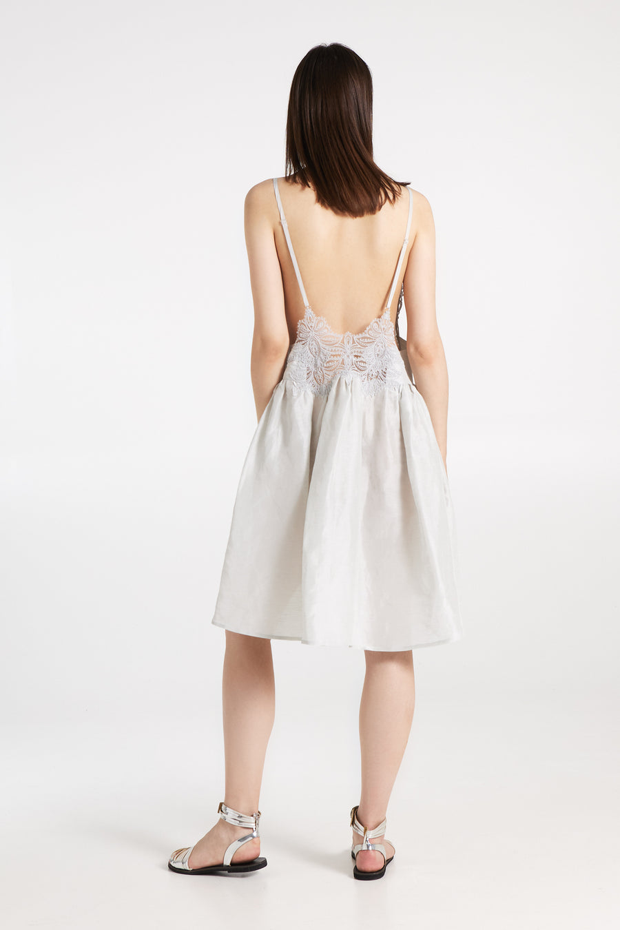 Open silk and linen dress